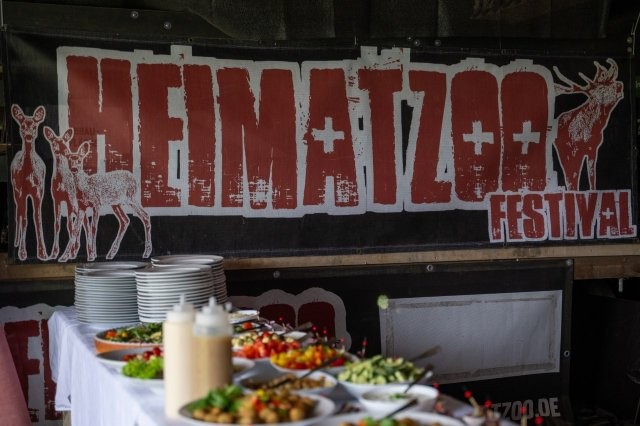Buffet in der Scheune